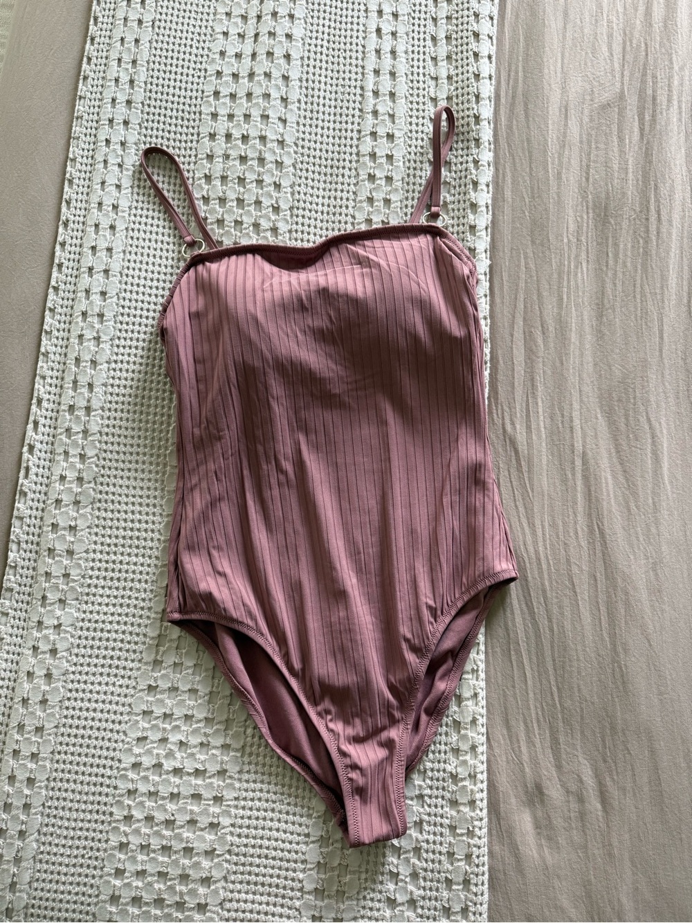NEW Shade & Shore Mauve Ribbed One-Piece Swimsuit Size M